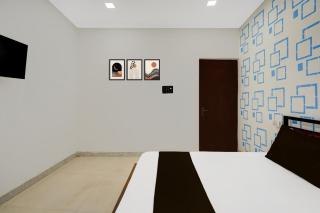 Hotel O THE CROWN GUEST HOUSE - Ghaziabad - 8