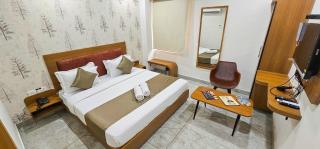 Hotel Nova Venus - Rajkot - 7