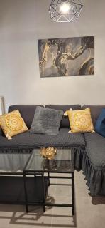 Jocasta - Cocoon Apartment Near Metro Station - Athene - 8
