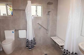 The Shores Holiday Apartments - 9