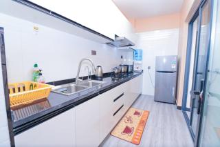 Executive living two bedroom apartment with fully equipped gym swimming pool children playing ground and a relaxing rooftop with amazing scenic city views - Nairobi - 2
