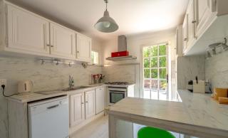 Villa La Perle l Pool & Terrace l Shellter Rentals - Saint-Tropez - 2