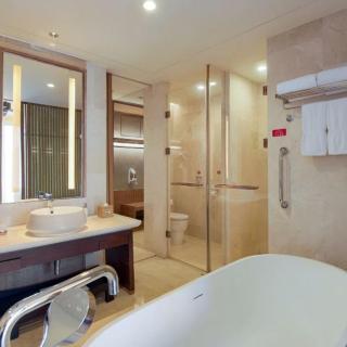 Crowne Plaza Hailing Island by IHG - 3