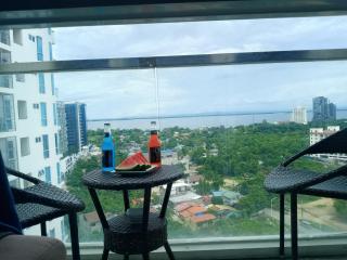 Mactan Newtown 8 boulevard Deluxe Tower ONE - Punta Engaño - 1