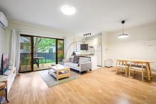 Burwood 2Br Apt Near Chiantown Shopping Center - Sydney - 2