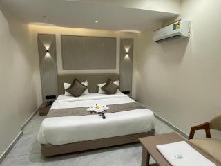 Hotel The Indra Palace - Ahmedabad - 0