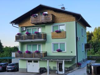 Apartments Domačija Mlaker - 9