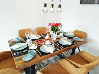 Glory's Apartment - - 4