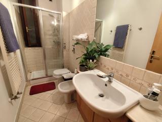 Karma House - Lodi - 1