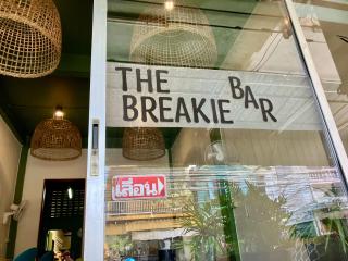 326 Podtel at The Breakie Bar - Bangkok - 7