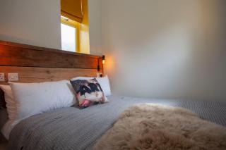 Higgihaus St Marys Apts Back loft - Cardiff - 0