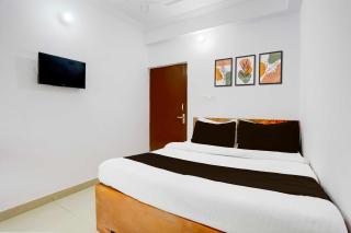 Collection O Rajeev Nagar - 6