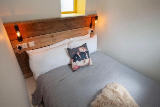 Higgihaus St Marys Apts Back loft - Cardiff - 9
