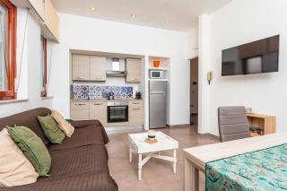 Giulia's Apartment on the sea - Taormina - 3