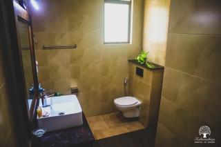 Kethumathiya Banquet Hall, Pub & Restaurant - - 5