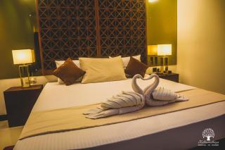 Kethumathiya Banquet Hall, Pub & Restaurant - - 3