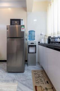 the modern one bedroom apartment with equipped heated swimming pool, fully equipped gym ample parking child playground and amazing city views - Nairobi - 2