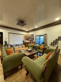 VG09 with huge Pool and bathtub - Khandala - 0