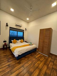 VG09 with huge Pool and bathtub - Khandala - 6