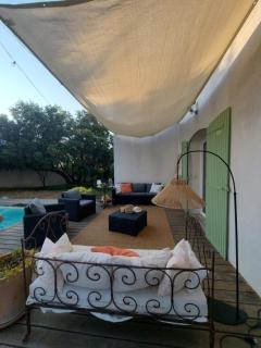 le petit 105 villa neuve avec piscine - 9