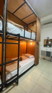 Fi Hostel Kuta Lombok - Kuta Lombok - 0