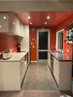 Spacious home with underfloor heating, views and sun - Dunedin - 5