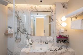 TUIWA Garden Holiday Villa - 8