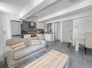 Appartement cosy et lumineux au cœur de Cogolin - 3