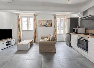 Appartement cosy et lumineux au cœur de Cogolin - 1