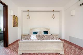 Villa 11 3BHK Luxury Pool Genset - By Alira Stays - 2