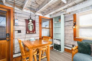 Tiny Driftwood Cottage Near Beach Access - Duluth - 5