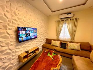 The Cozy Corner - New Lagos - 0