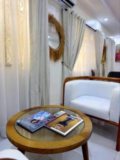 The Cozy Corner - New Lagos - 6