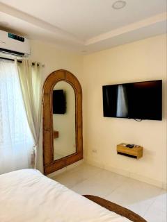 The Cozy Corner - New Lagos - 2