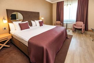 WOW Airport Hotel - 3