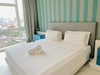 Platinum KLCC Family Stay - 2