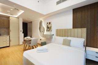 Stylish Studio with Spacious Balcony Walk to JBR Beach - 3