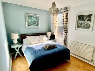 Corner View - Broadstairs - 6