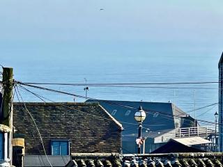 Corner View - Broadstairs - 1