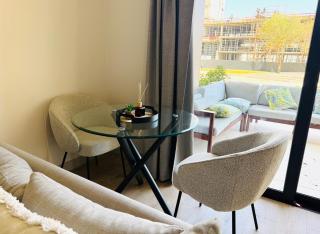 Modern Rosebank Apt - Parking, 5 Min to Gautrain - 4