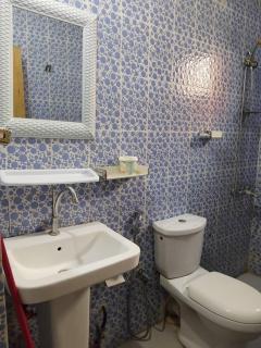 Chambre salle de bain accès a la cuisine - Dakar - 2