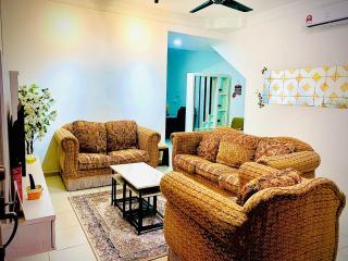 Sweet Nest Homestay Melaka - Kampong Sarang Helang - 9