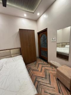 Char Dham Palace - Varanasi - 3