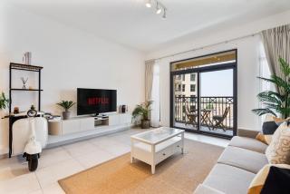 Serene 1BR Stay with Pool, Gym, & Kids Playground - 0