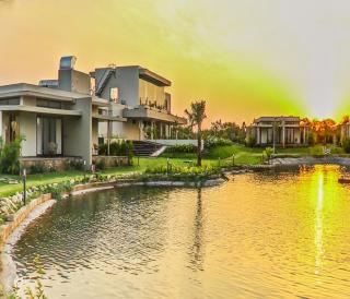 Araiya Gir,A Mavintara Resort - - 0