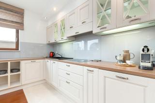 Sea Towers Luxury Apartment with Parking & Balcony near the Bay by Renters Prestige - Gdynia - 7