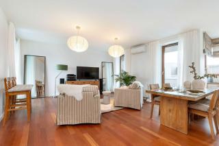 Sea Towers Luxury Apartment with Parking & Balcony near the Bay by Renters Prestige - Gdynia - 5