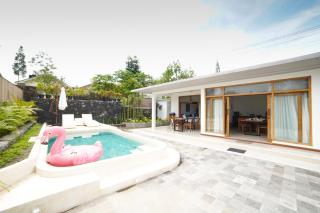 Little Haven - Family Japanese Stay with Private Pool in Jogja - Bedoyo - 4