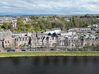 Glen Mhor Hotel at Uile-bheist 'Brewstillery' - Inverness - 0
