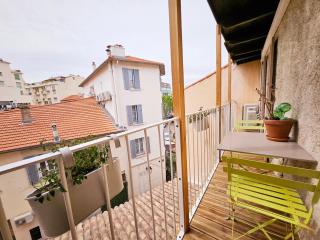 Le Cinéma - T2 Refait à Neuf - Antibes - 9
